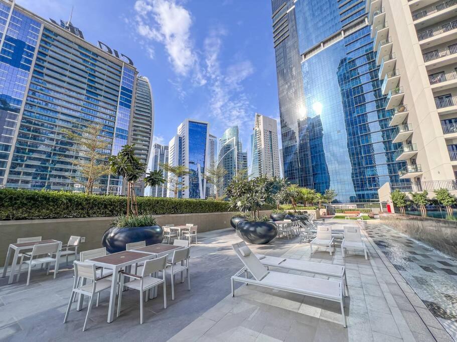 Luxury 1 Bedroom Apartment With Spectacular Burj And Canal Views Dubai Exterior foto